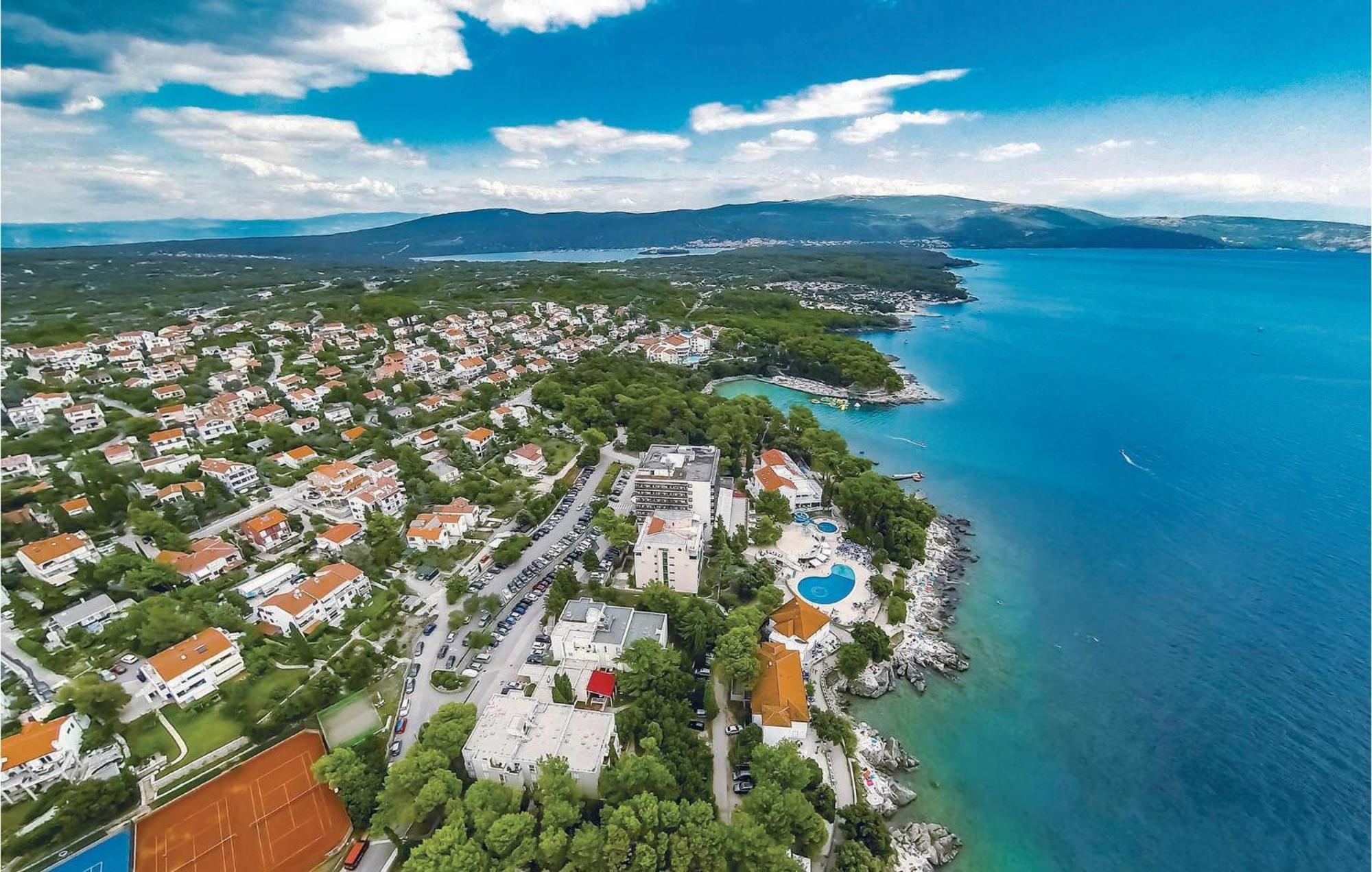 Beautiful Apartment In Krk With Kitchen Крк Экстерьер фото